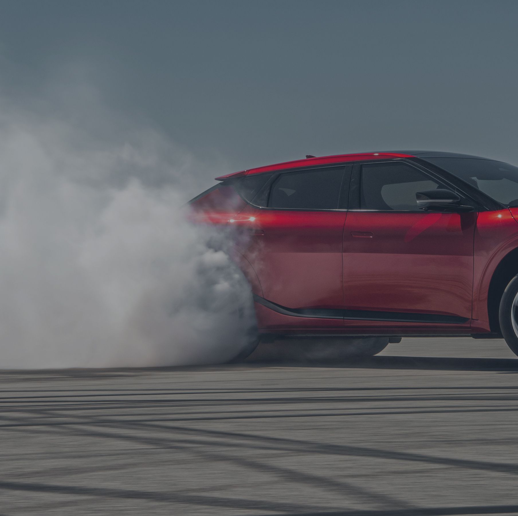 Experience the Brutal Acceleration of the 2023 Kia EV6 GT