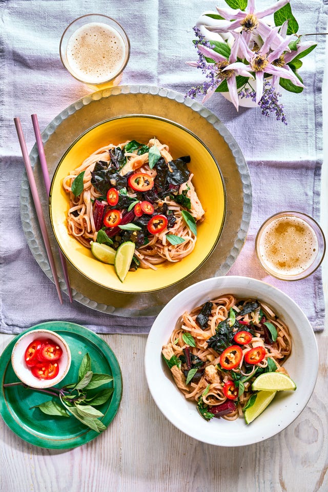 thai drunken noodles