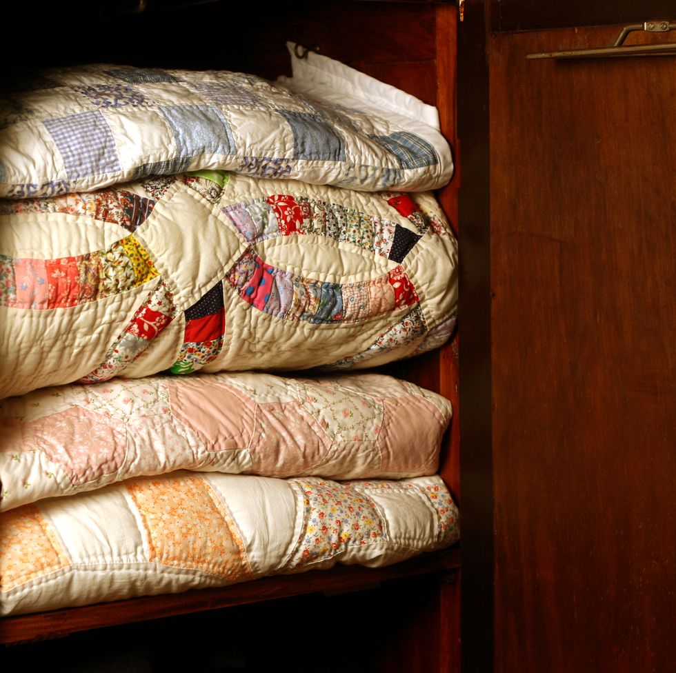 vintage items to borrow from grandma quilts