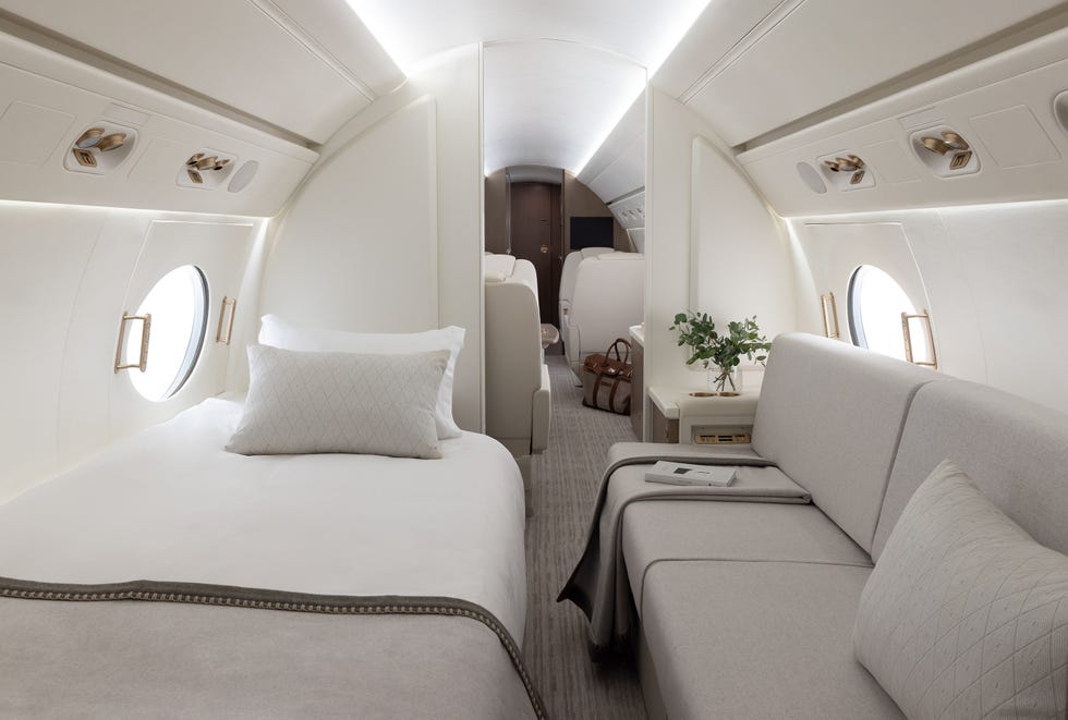 gulfstream jet