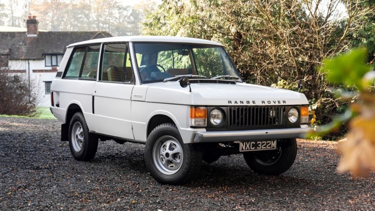 Concours-Grade Early Range Rovers Are Now a Thing