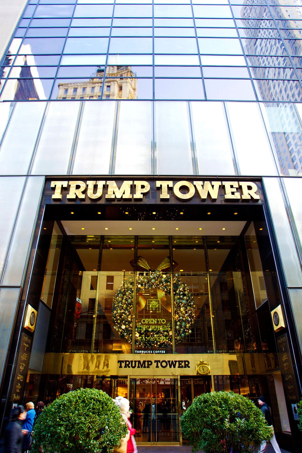 NEW YORK, NY - DECEMBER 13:  Trump Tower Holiday Decorations on December 13, 2012 in New York City.  (Photo by Steve Mack/S.D. Mack Pictures)