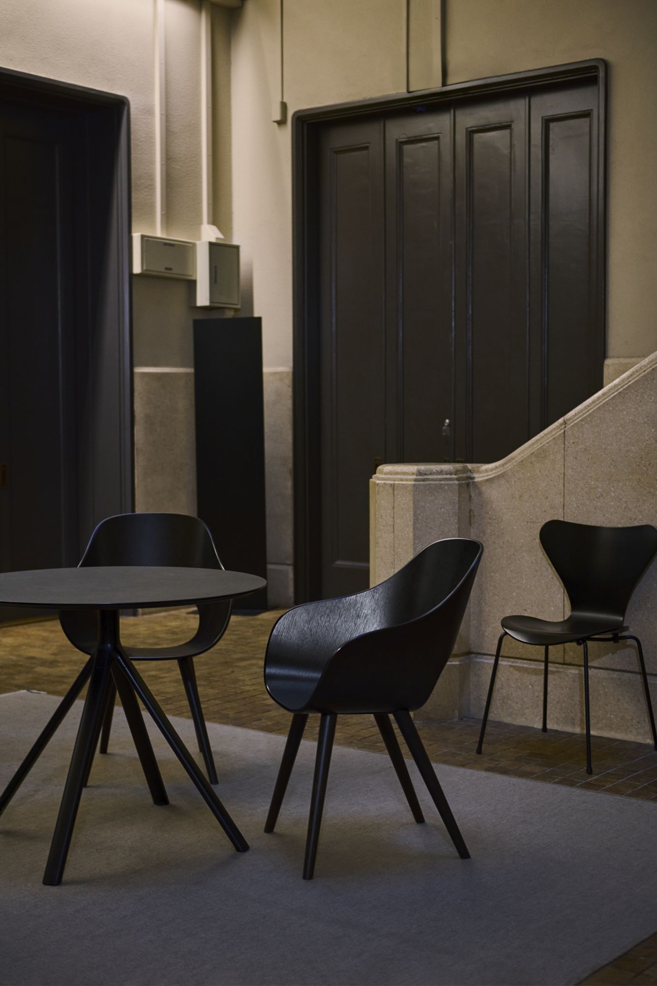名作椅子に出合える、全国の美術館＆博物館10｜ELLE DECOR [エル