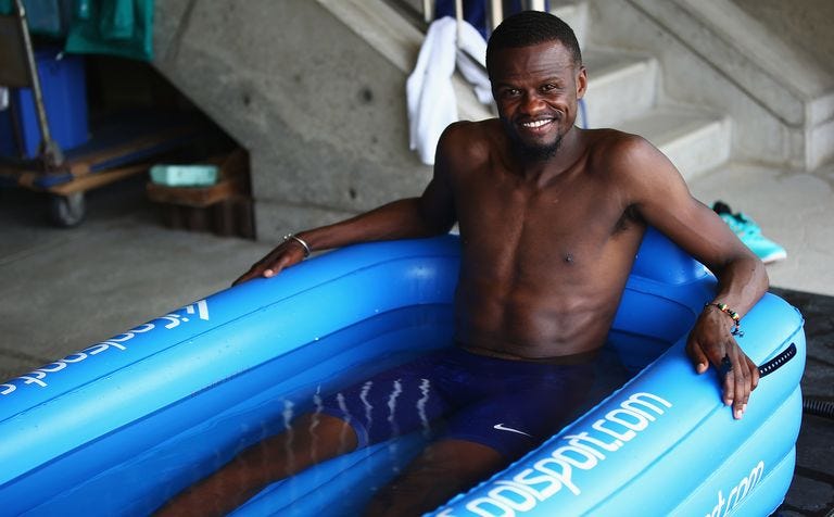 rabah yousif fa un bagno di ghiaccio