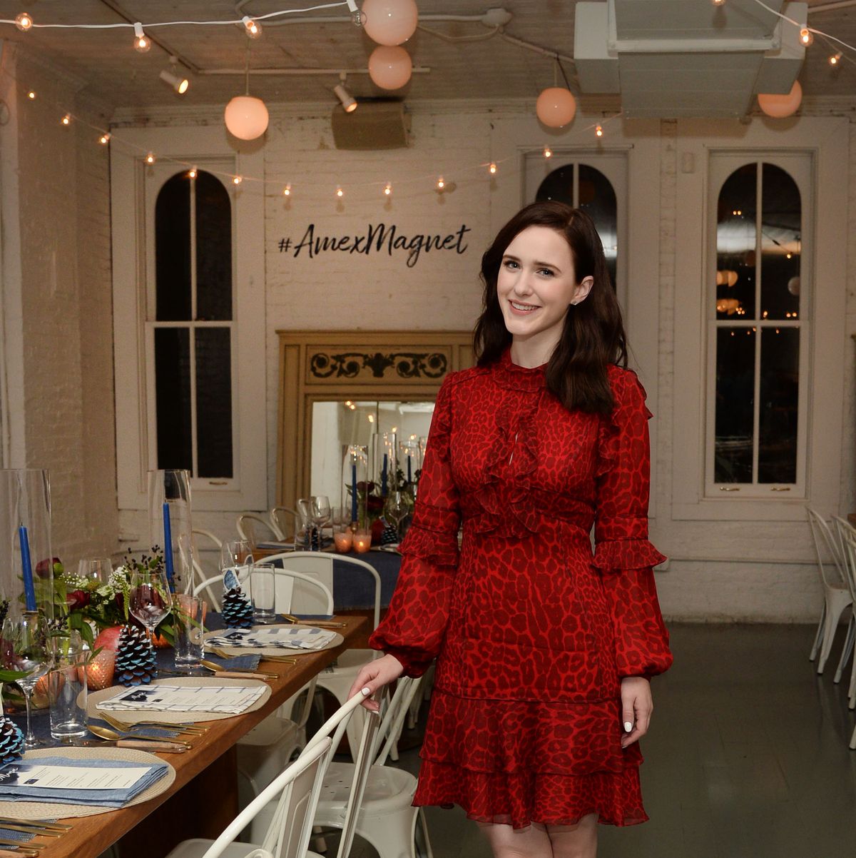 Rachel Brosnahan Keeps it Simple with the American Express Cash Magnet Card