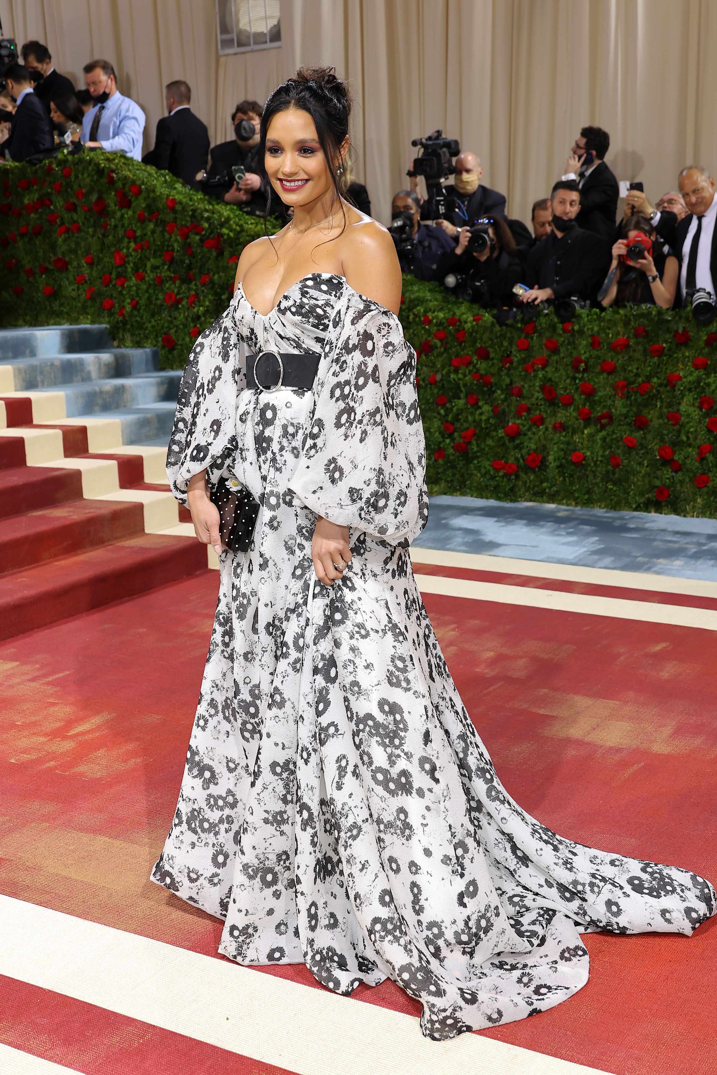 Met Gala 2022 Red Carpet Celebrity Outfits: Photos