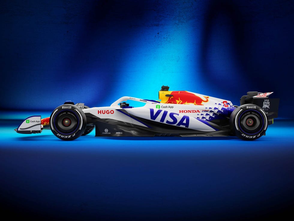 https://hips.hearstapps.com/hmg-prod/images/racing-bulls-2025-27-67b5a0bd09a1c.jpg?crop=1xw:1xh;center,top&resize=980:*