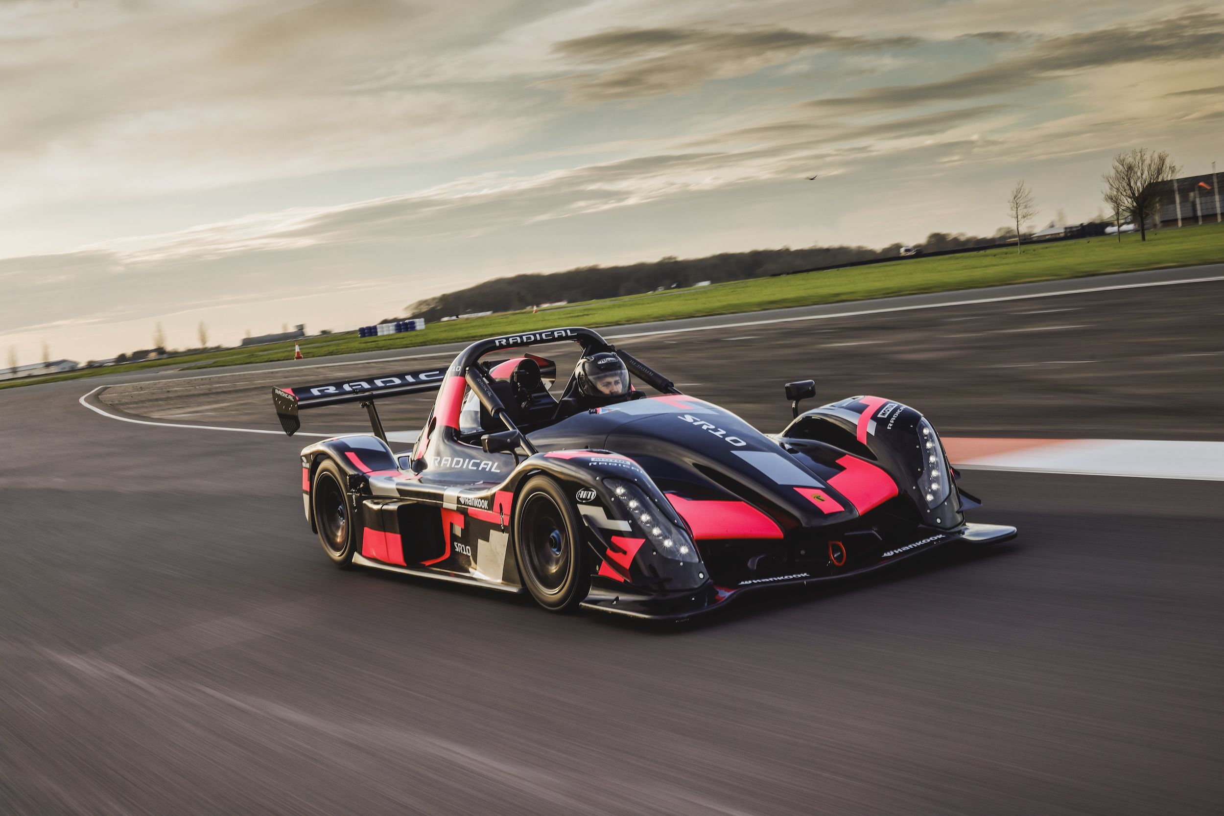 Radical race car discount