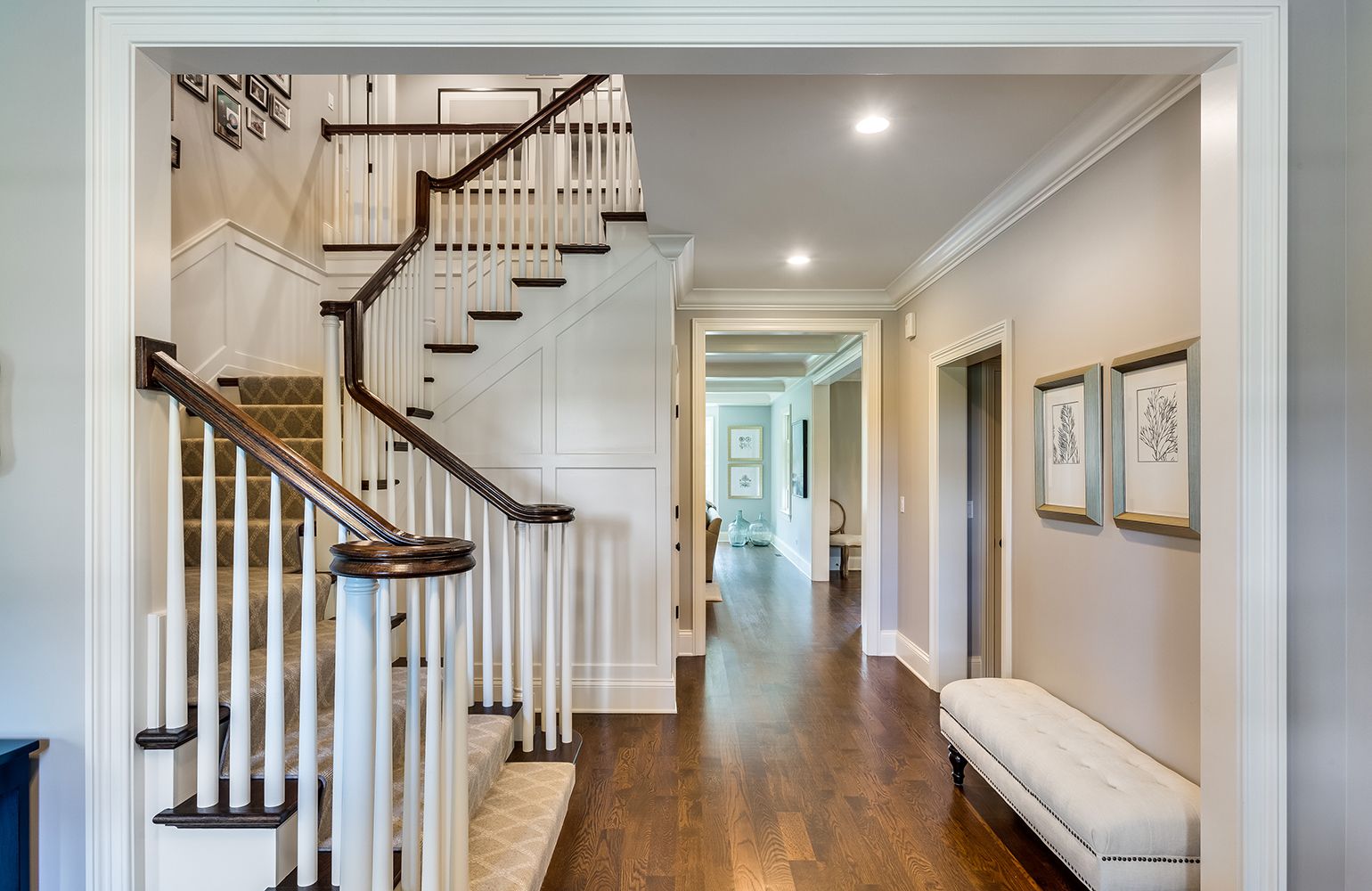 Clever Hallway Seating Hallway Decor Ideas