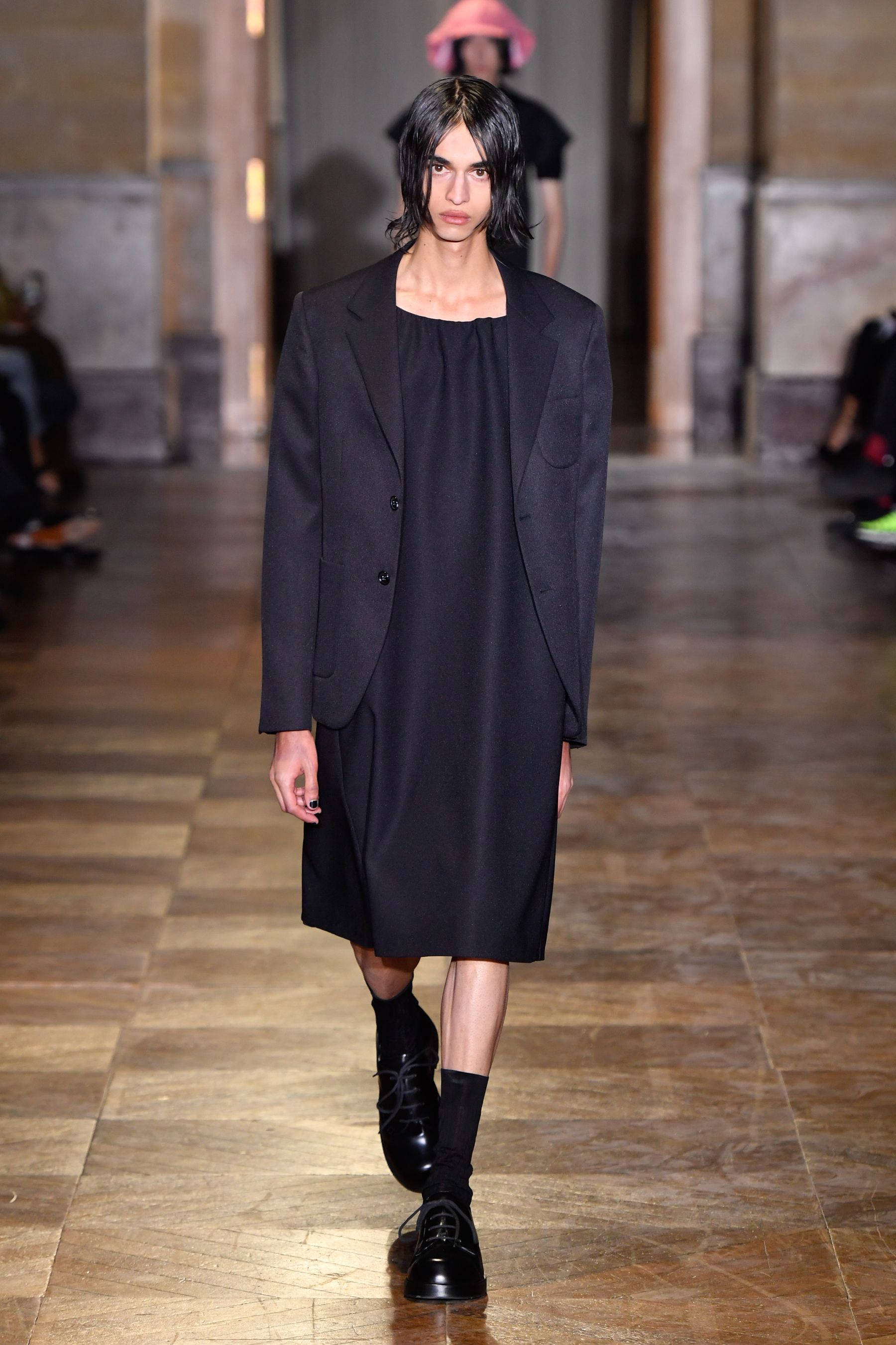 ラフ シモンズ(RAF SIMONS)」2022春夏コレクション ラフ シモンズ(RAF SIMONS)」2022春夏コレクション