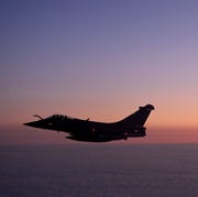 TOPSHOT-FRANCE-UKRAINE-RUSSIA-CONFLICT-ARMY france rafale poland