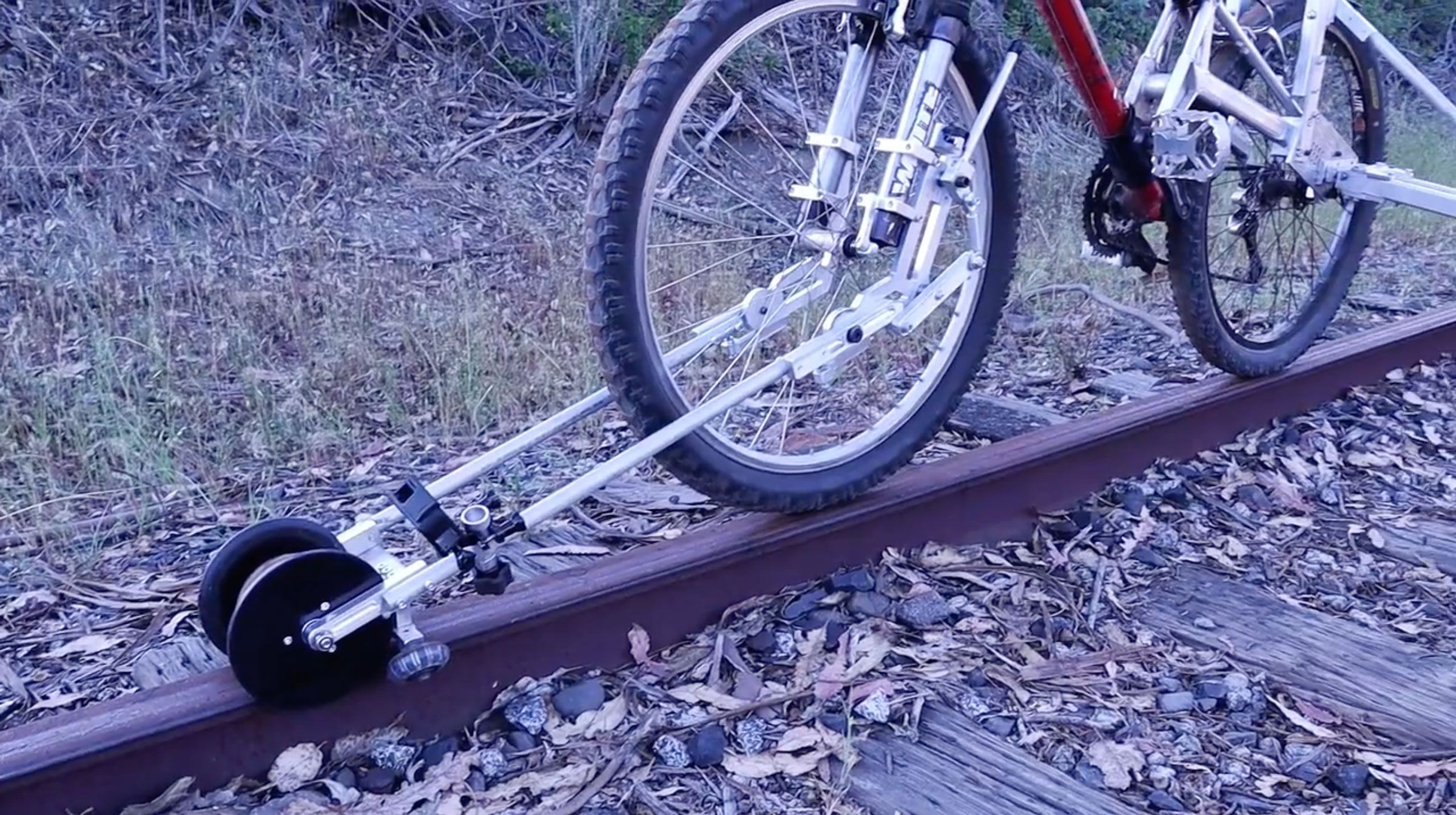 seguridad Maletín Silenciosamente Rail Bike, un accesorio para ir en bicicleta por vías abandonadas