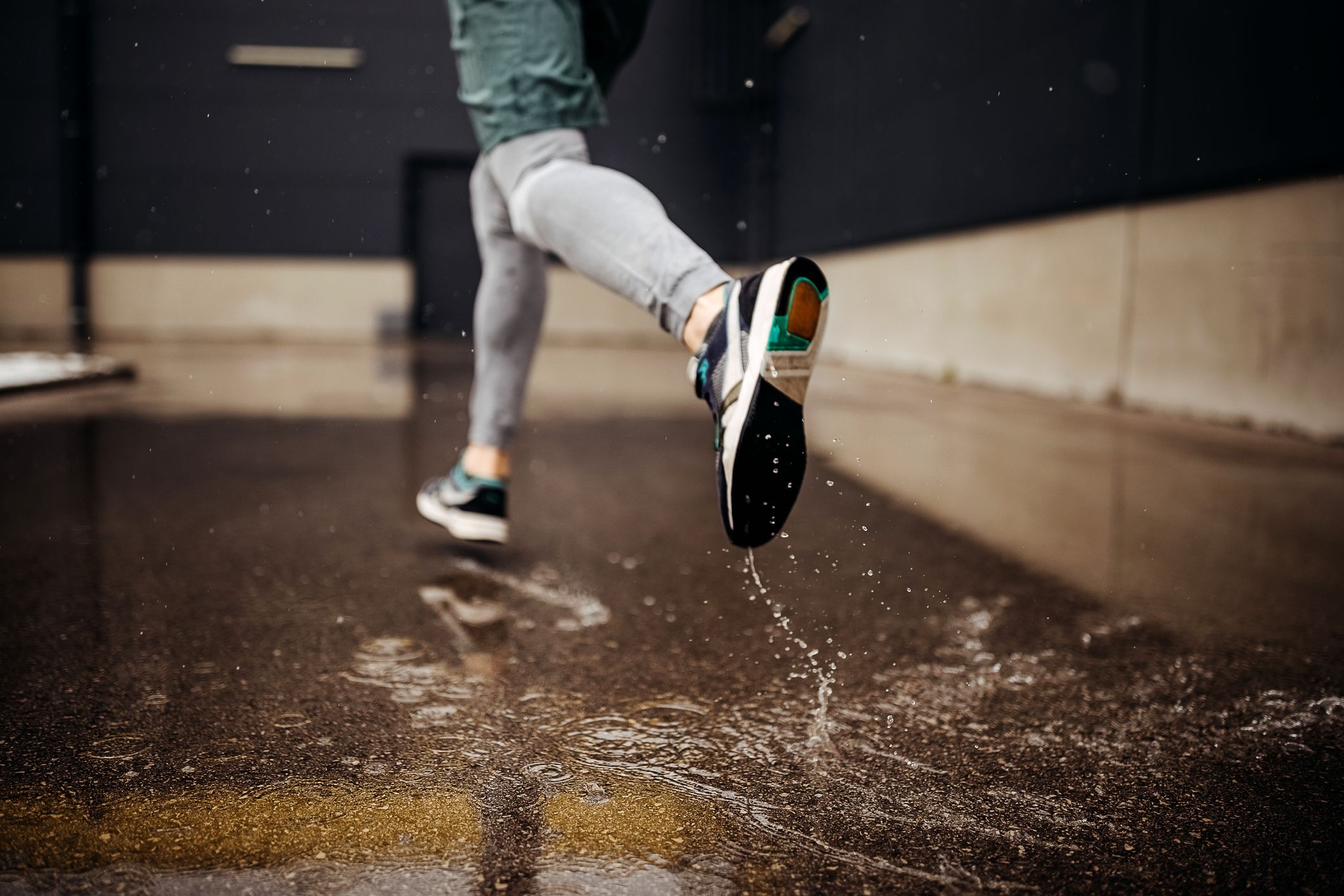 Las 10 zapatillas impermeables para correr con lluvia