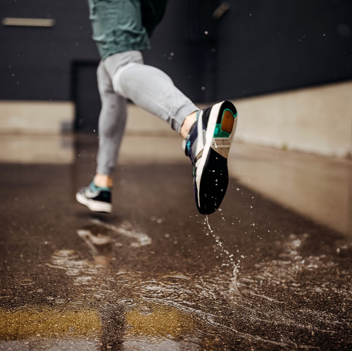Las 10 zapatillas impermeables para correr con lluvia