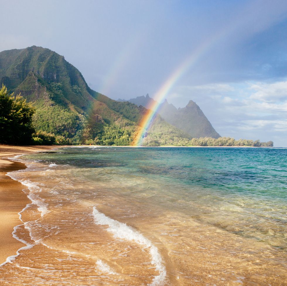 rainbow hawaii beach