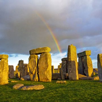 rainbow over stonehenge