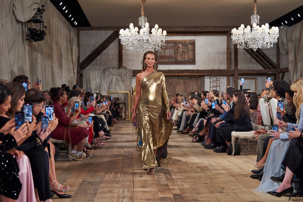 I look e le tendenze per il 2024 della New York Fashion Week