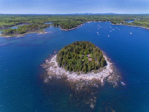 Aerial photography, Water resources, Water, Island, Islet, Natural landscape, Archipelago, Inlet, Coastal and oceanic landforms, Bird's-eye view, 