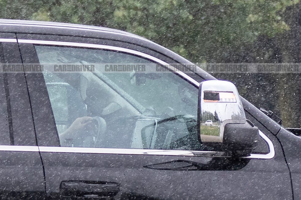 2025 ram 1500 spied infotainment