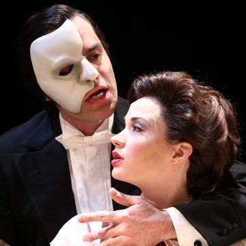 how to watch phantom of the opera