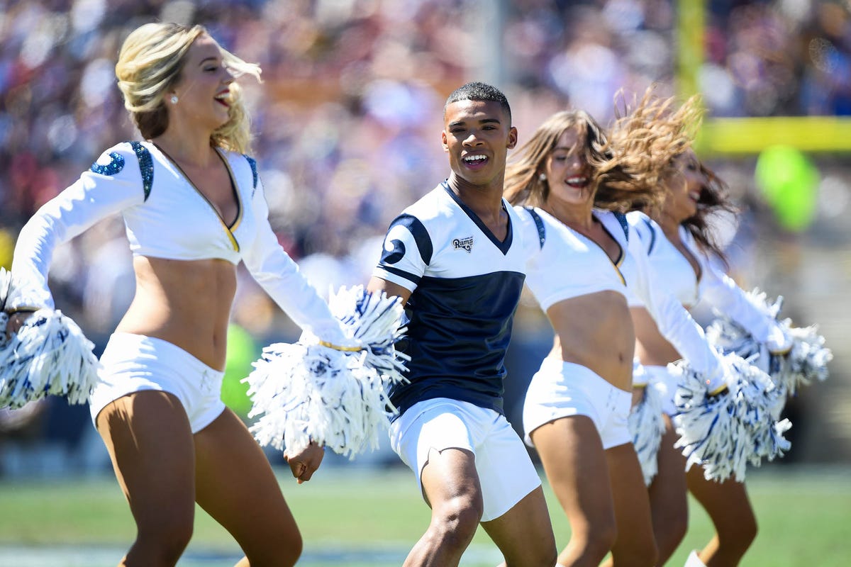 Rams' male cheerleaders make Super Bowl history - Lifestyle - The