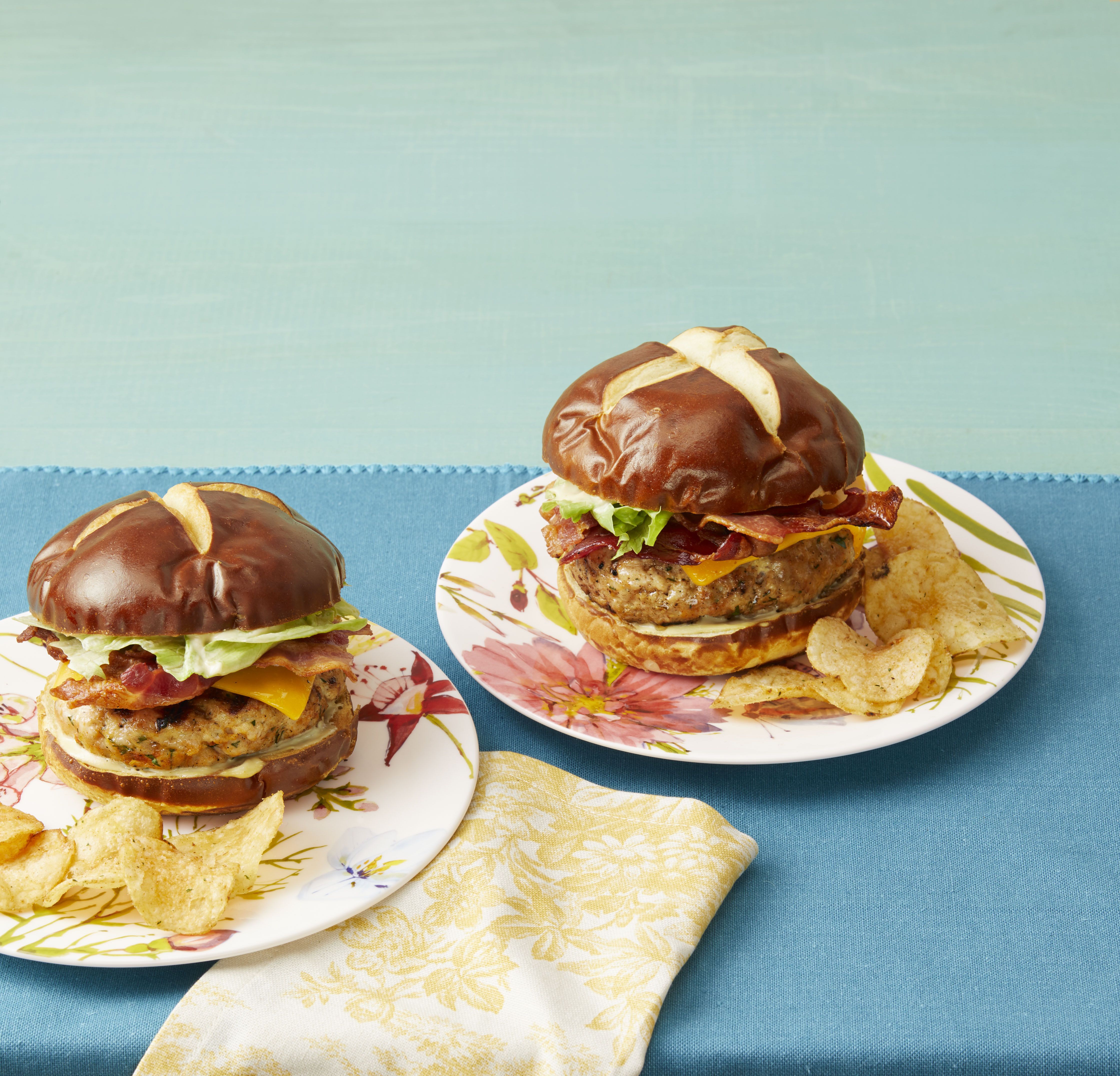 BEST Turkey Burger Recipe - Carlsbad Cravings