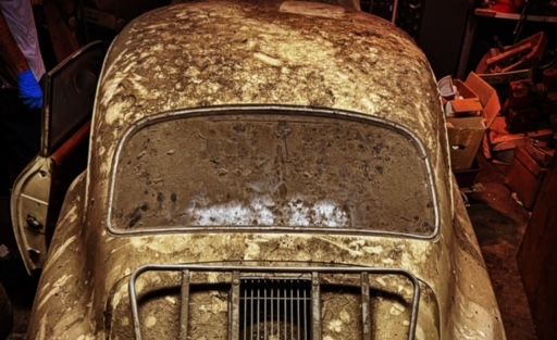 arrière porsche 356 poussiéreux