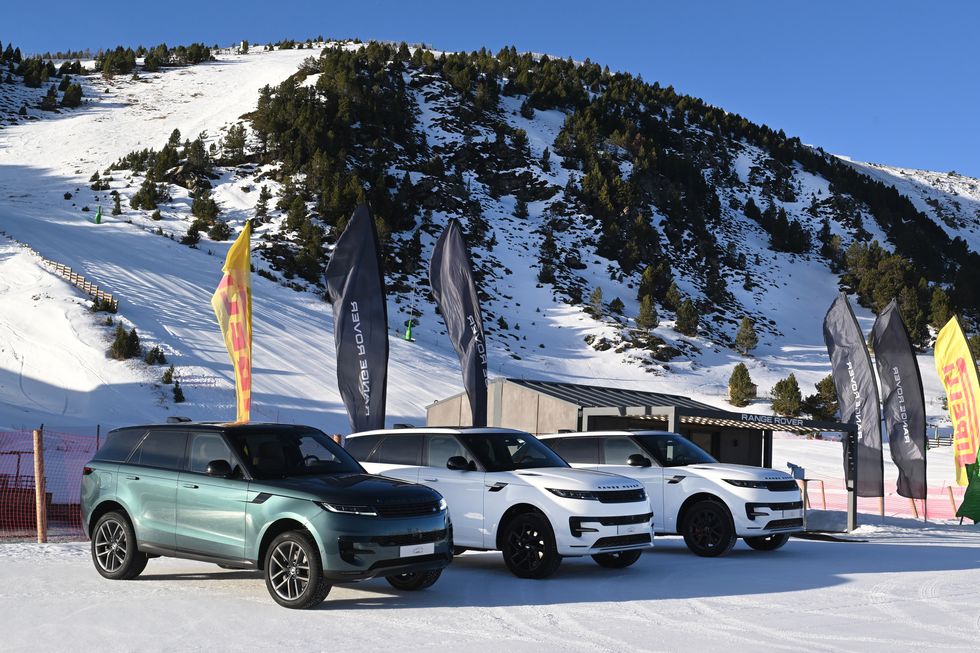 range rover sport y el andorra snow challenge en la estación de esquí de grandvalira