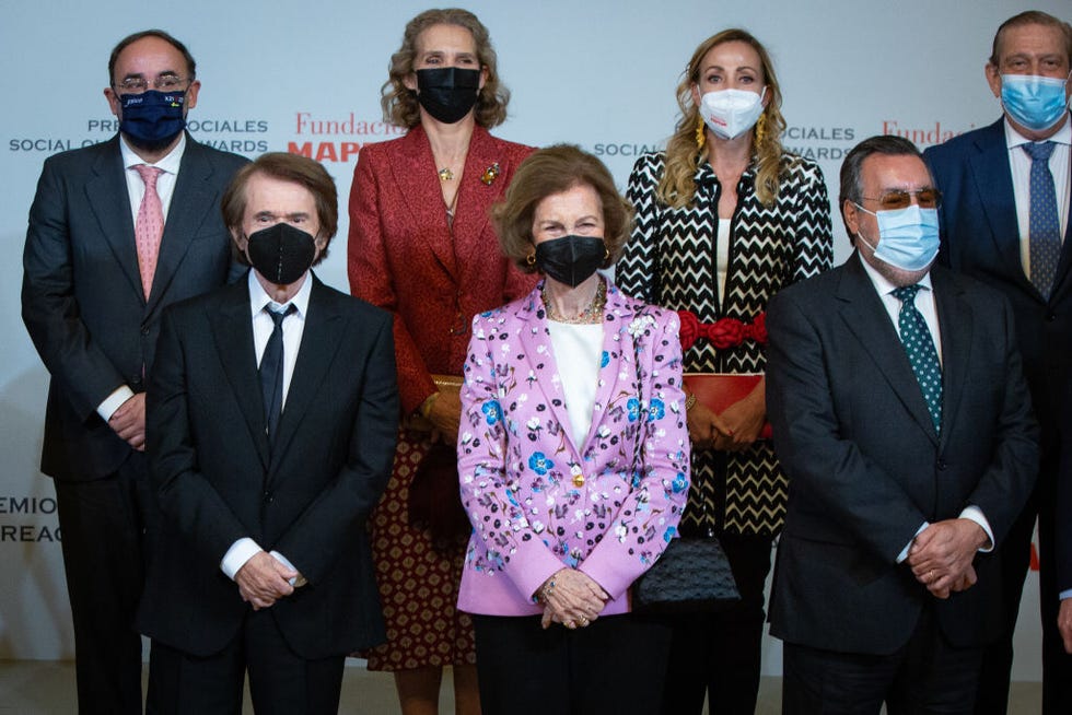 queen sofia delivers the social mapfre awards in madrid