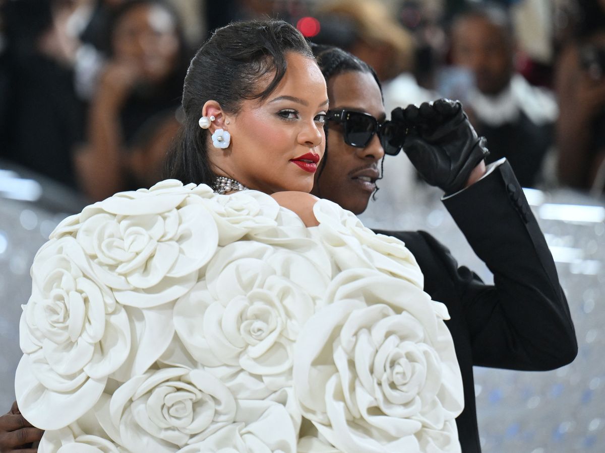 Rihanna Shares Photo of A$AP Rocky Holding Baby RZA: See It – Billboard