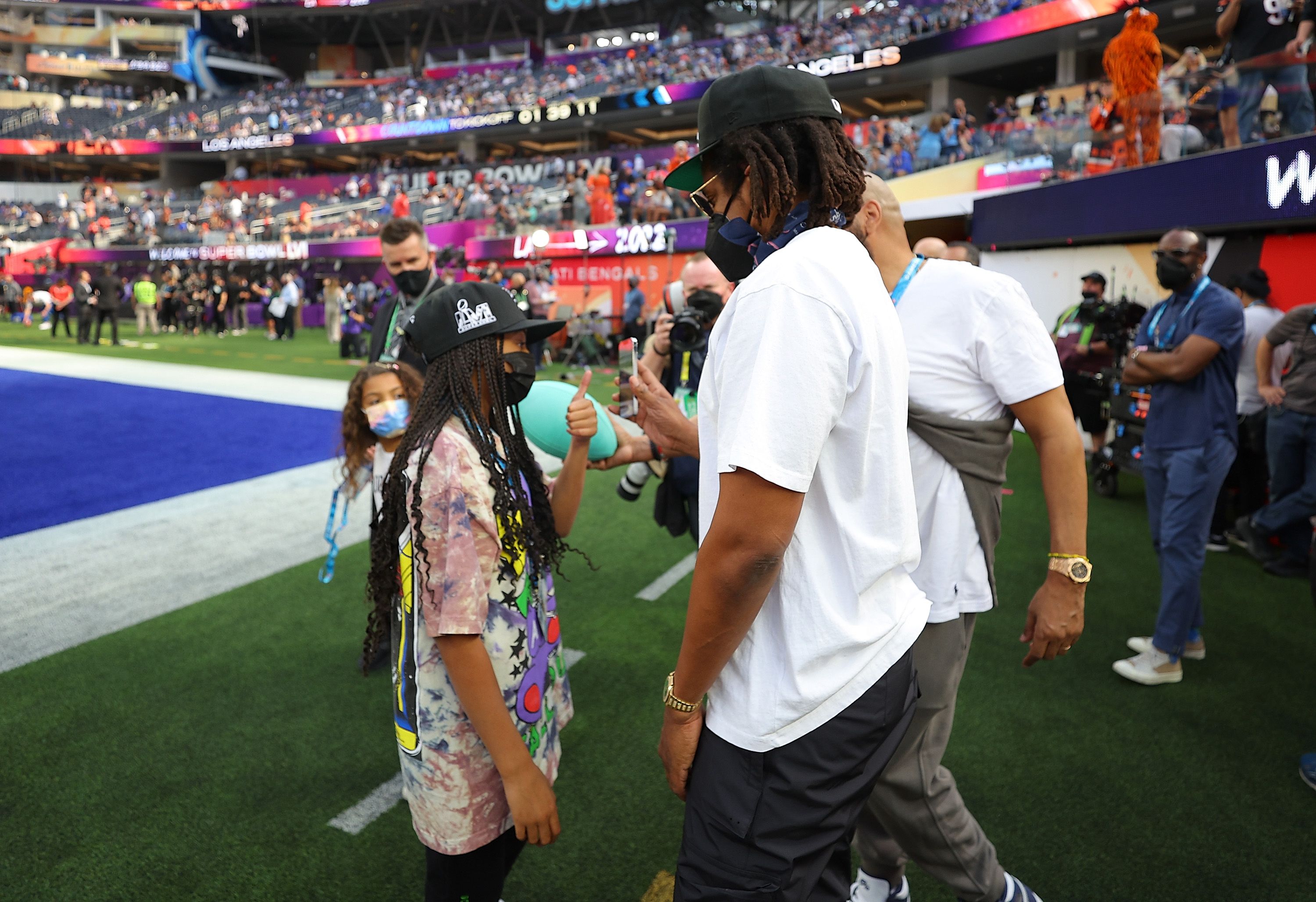 Jay Joined Her Z Super at Bowl! Blue Dad Ivy the