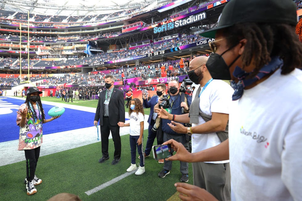 Blue Ivy Made an Ultra-Rare Appearance at the Super Bowl With Jay