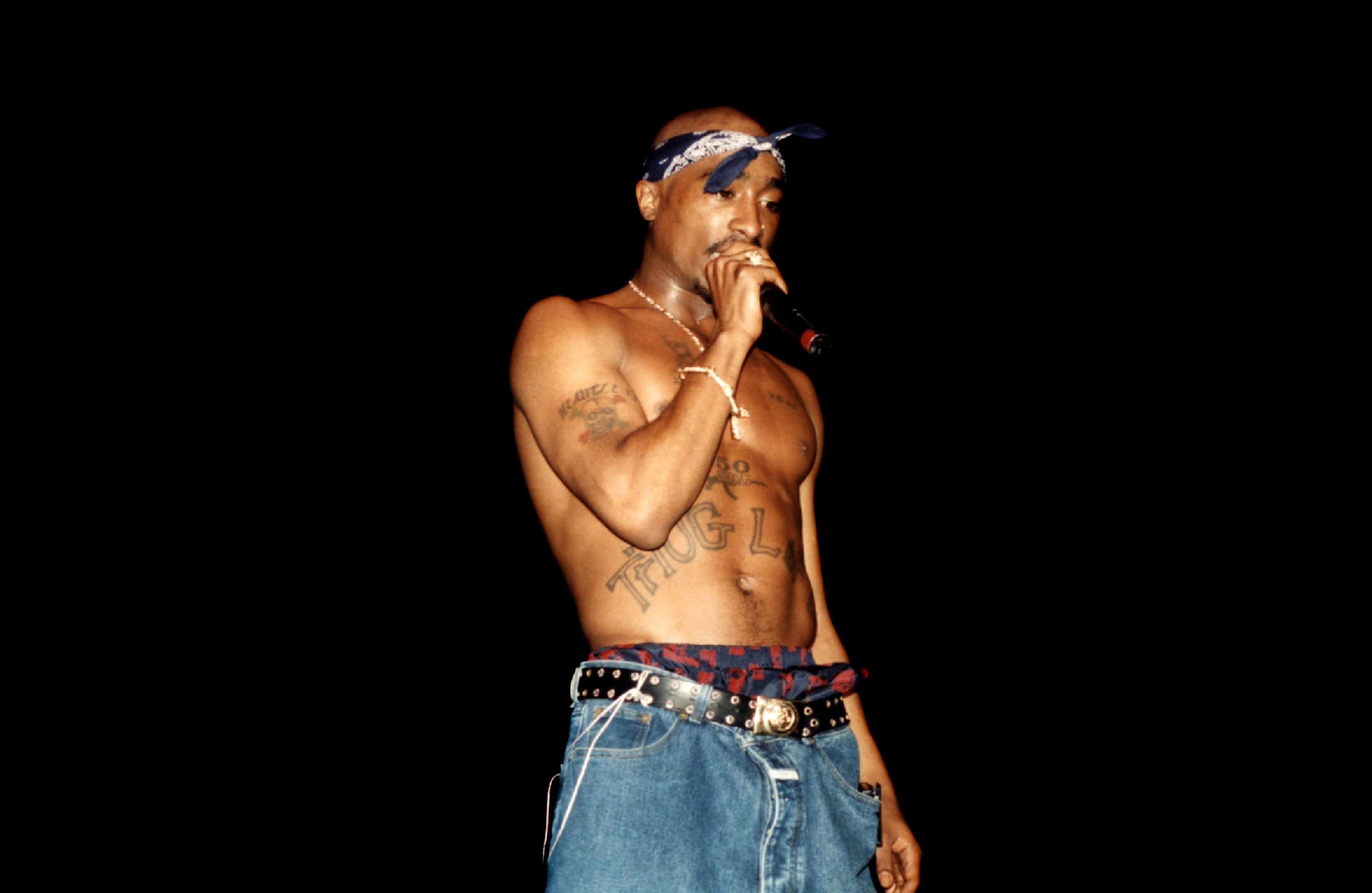 Tupac Shakur: Biography, Rapper, Actor