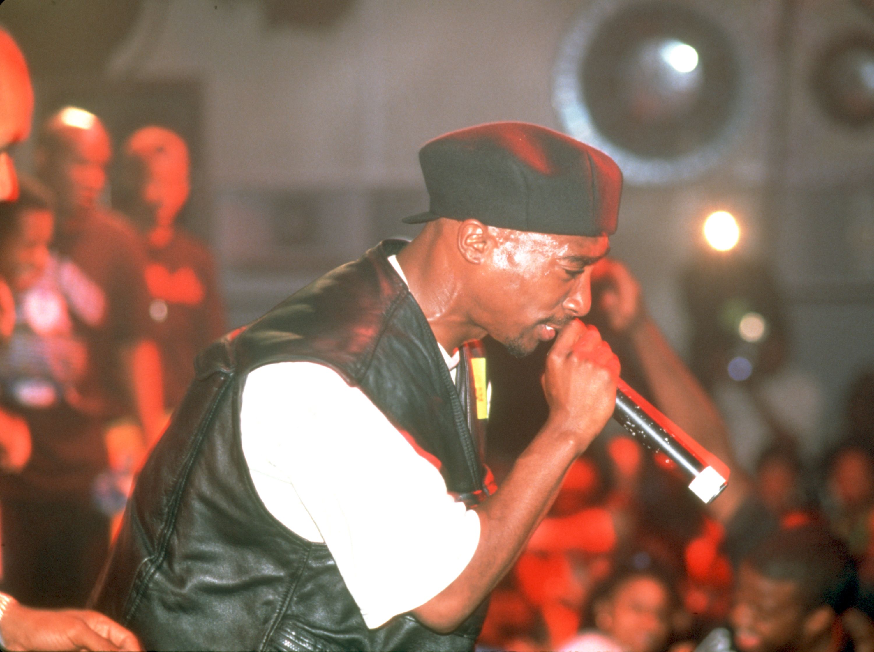 Tupac Shakur: Biography, Rapper, Actor