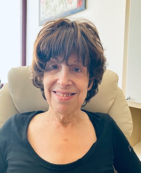 sherry amatenstein in her chemo wig