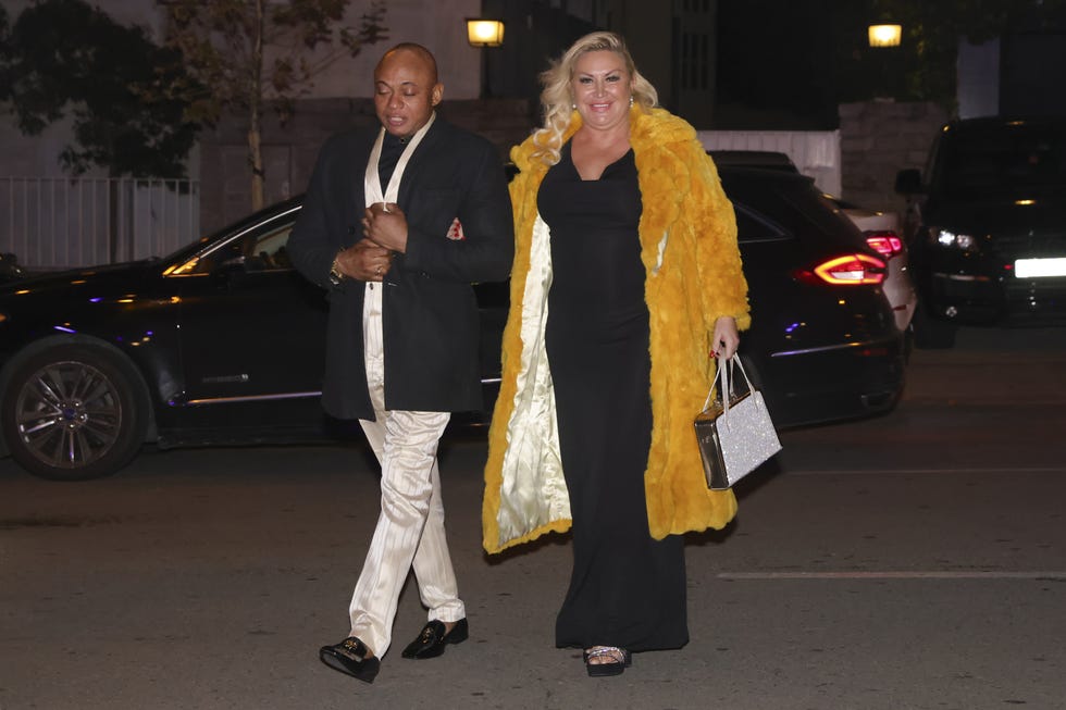 raquel mosquera y su marido isi en la celebracion de unos premios en madrid