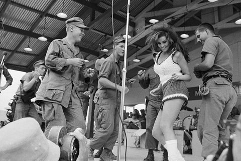 raquel welch dancing with soldiers