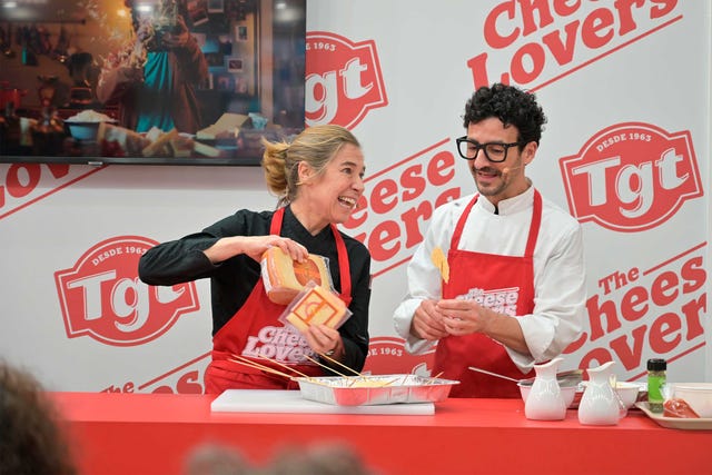 ada parellada y raul balam cocinan con quesos tgt