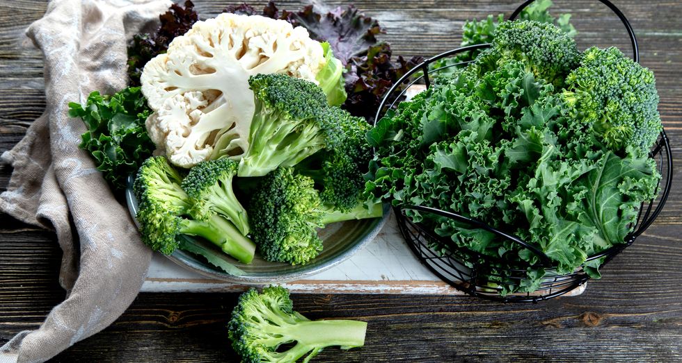 raw cauliflower and broccoli