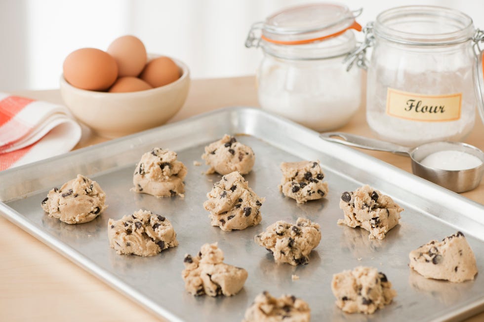 raw cookies on baking tray
