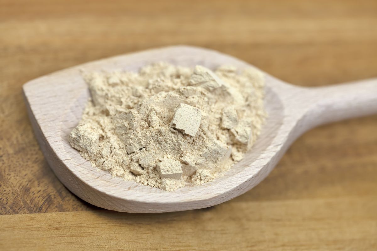 raw organic maca powder