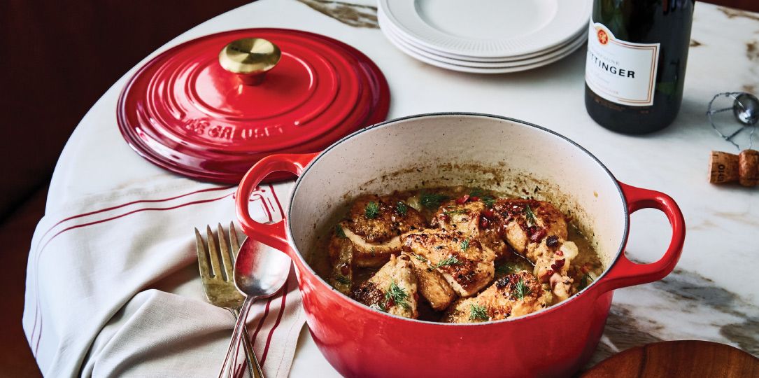 Onbevreesd vertraging Buiten adem Le Creuset's Factory to Table Sale Is Back Online and In Stores