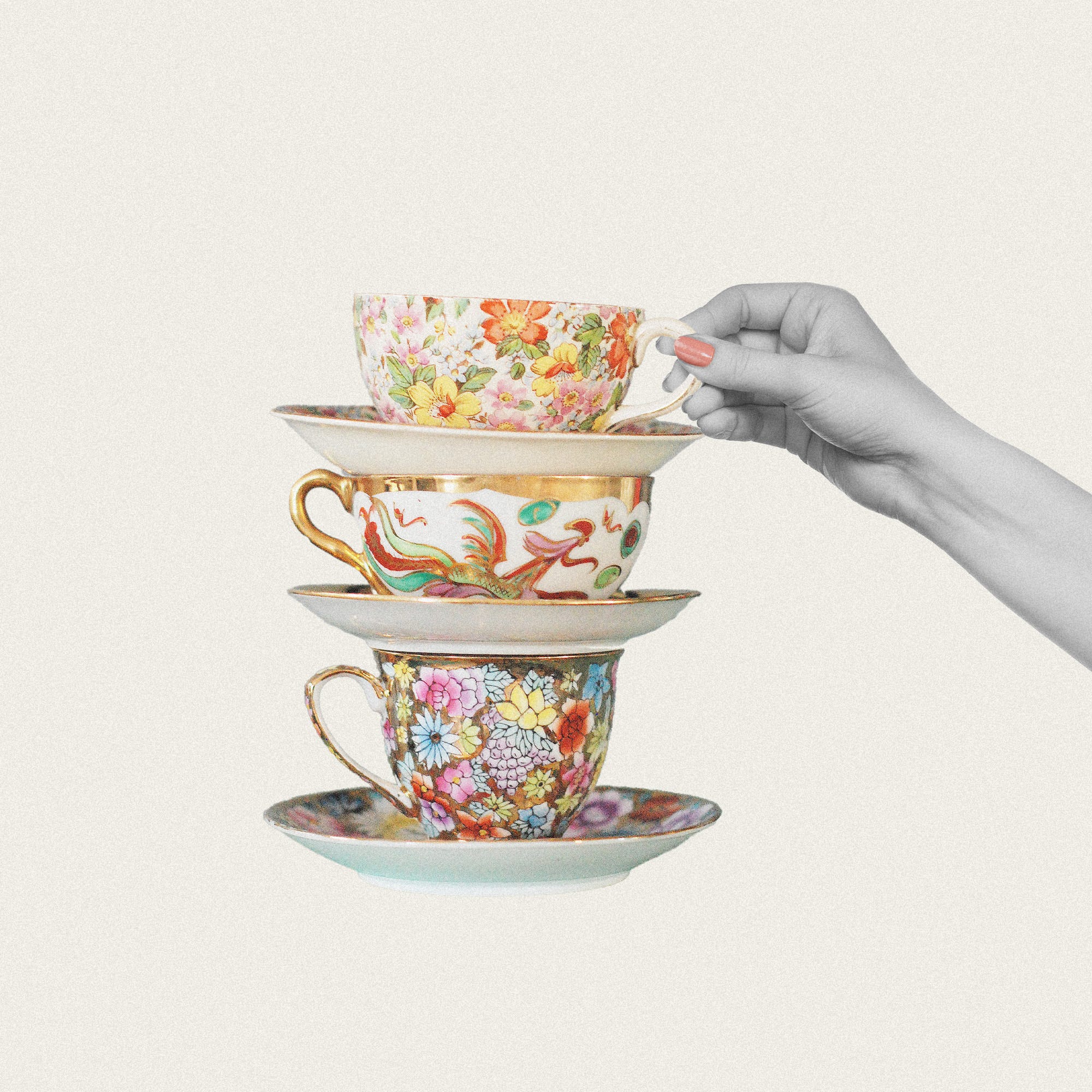 How to Shop an Estate Sale Like an Antiquing Expert