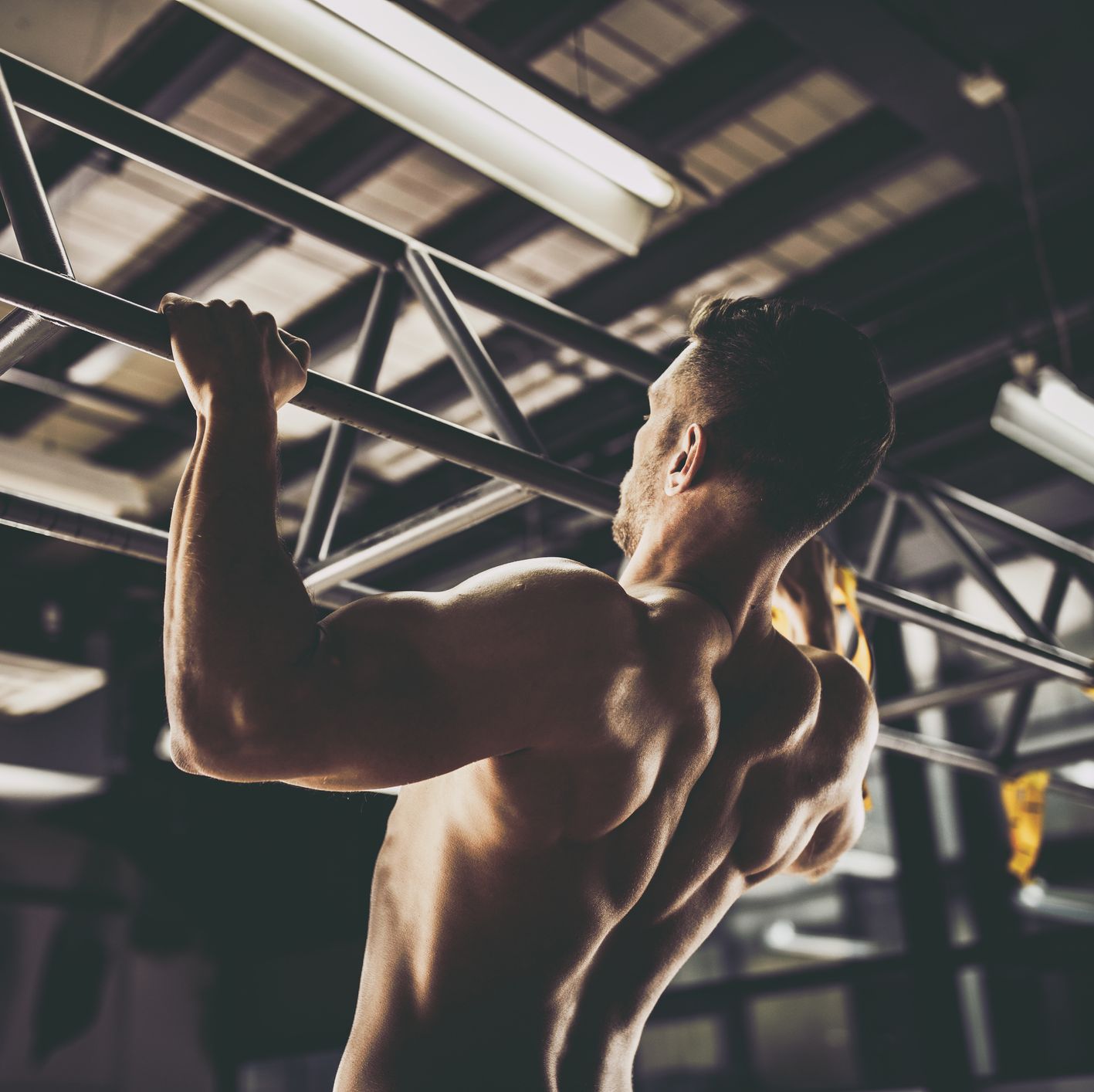 5 Exercises to Help You Build Up Strength for Perfect Pullups