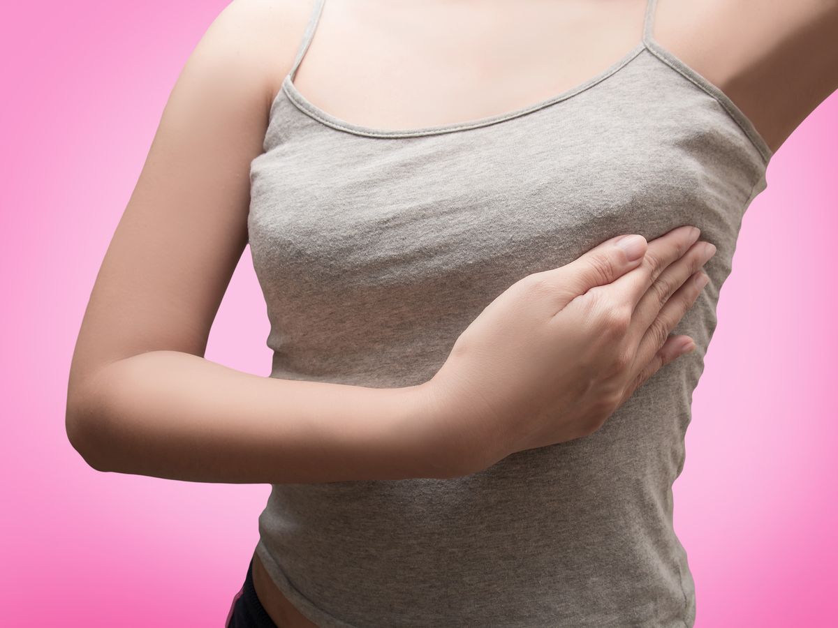 Heavy and sore boobs: Causes and pain relief