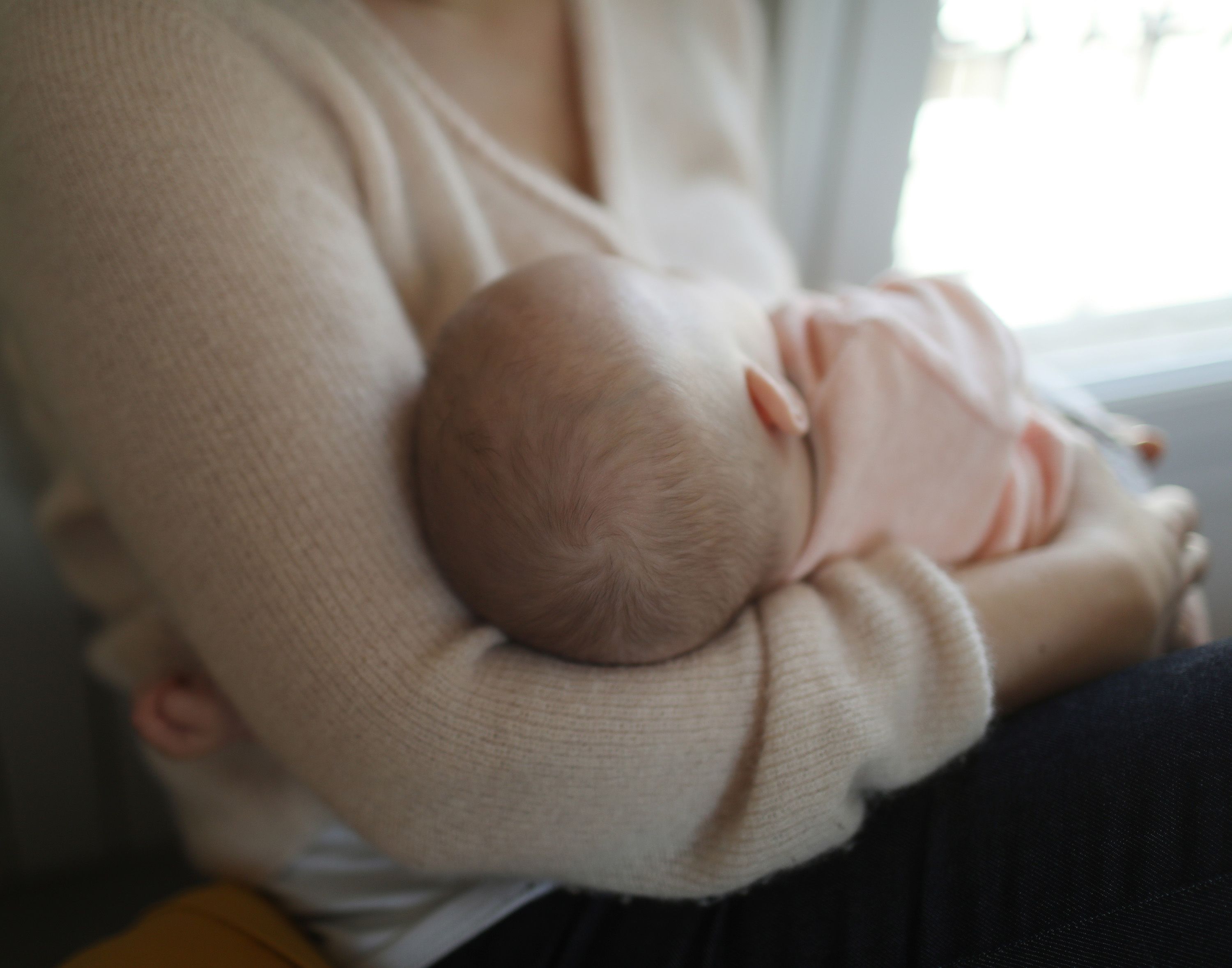 https://hips.hearstapps.com/hmg-prod/images/reasons-for-nipple-pain-breastfeeding-1585774129.jpg