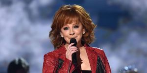 las vegas, nevada   april 07 host reba mcentire performs onstage during the 54th academy of country music awards at mgm grand garden arena on april 07, 2019 in las vegas, nevada photo by jeff kravitzacma2019filmmagic for acm