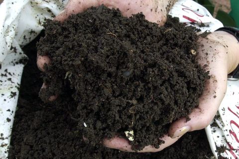 how to make compost   compost tumbler