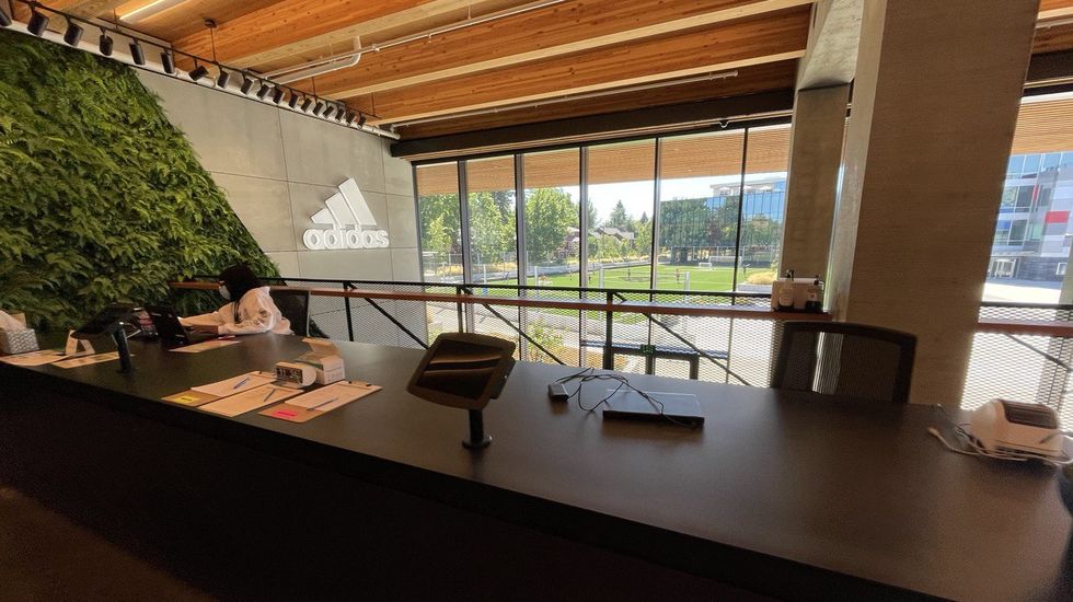 Incorrecto chasquido Aplicando Dentro del Adidas Village, la sede de Adidas de Portland