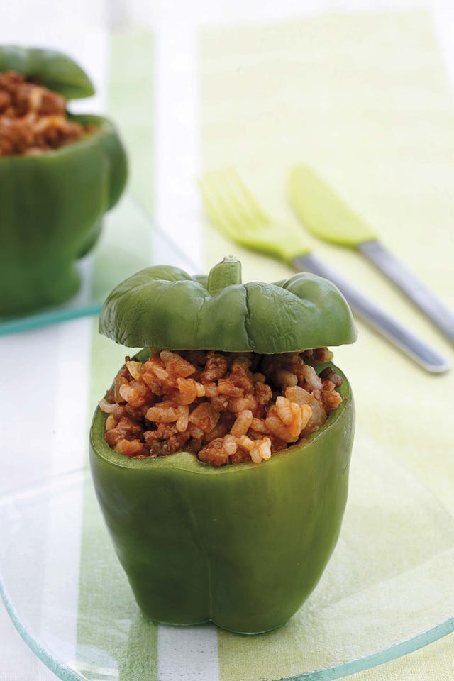 pimientos rellenos de carne y arroz blanco